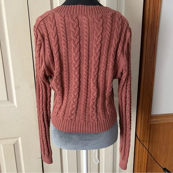 Fashion Nova Dusty Pink V-Neck Cropped Sweater - Picture 2 of 6